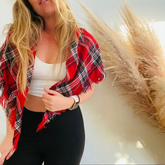 NORDSTROM Red White Acrylic Plaid Checked Tassel Fringe Oversize Fall Cozy Scarf - Picture 4 of 6